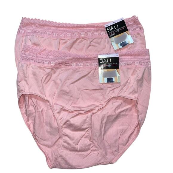 Bali ~ 2 Women’s Comfort Revolution Brief Underwear Panties Size 6/7 - Picture 1 of 5